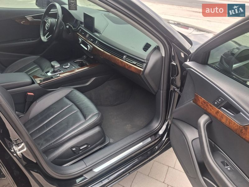 Седан Audi A4 2018 в Каменец-Подольском