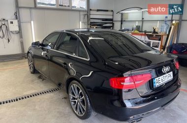 Седан Audi A4 2014 в Днепре