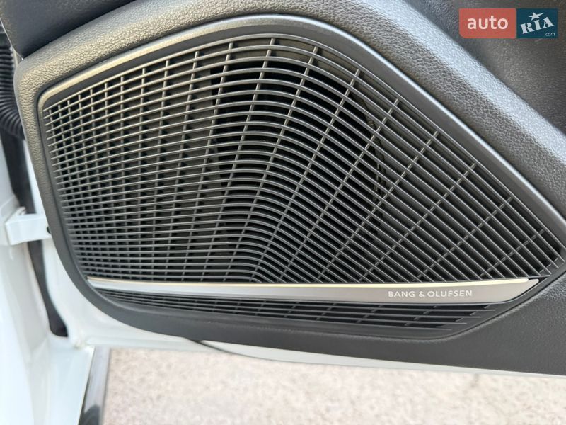 Седан Audi A4 2018 в Рівному