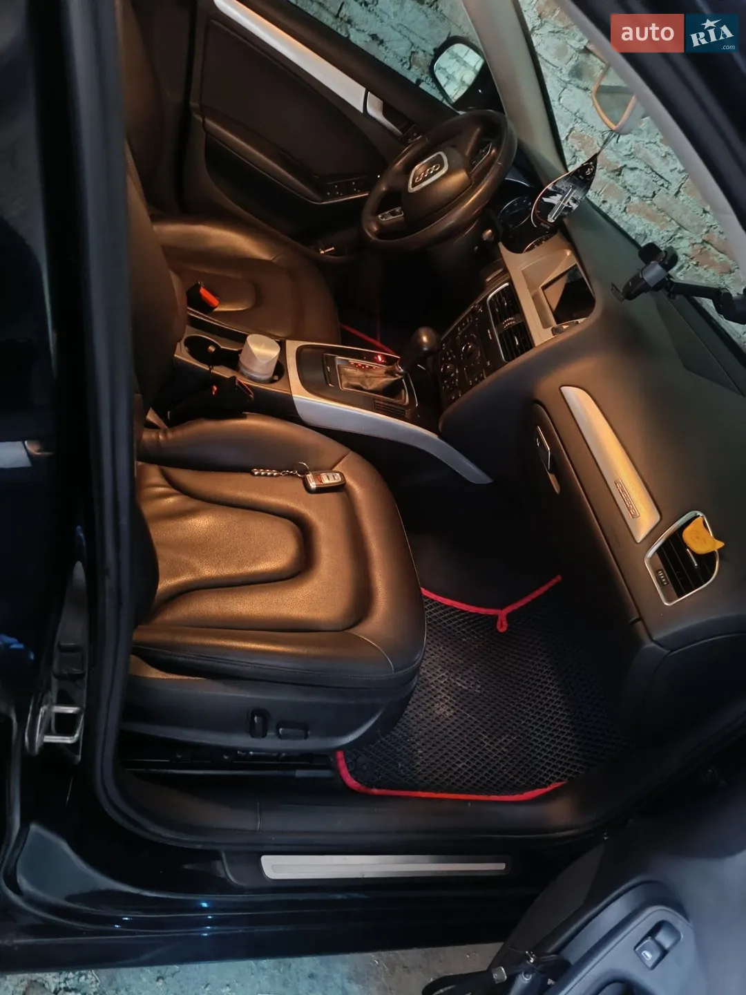 2011 Audi A4 - мініатюра 13