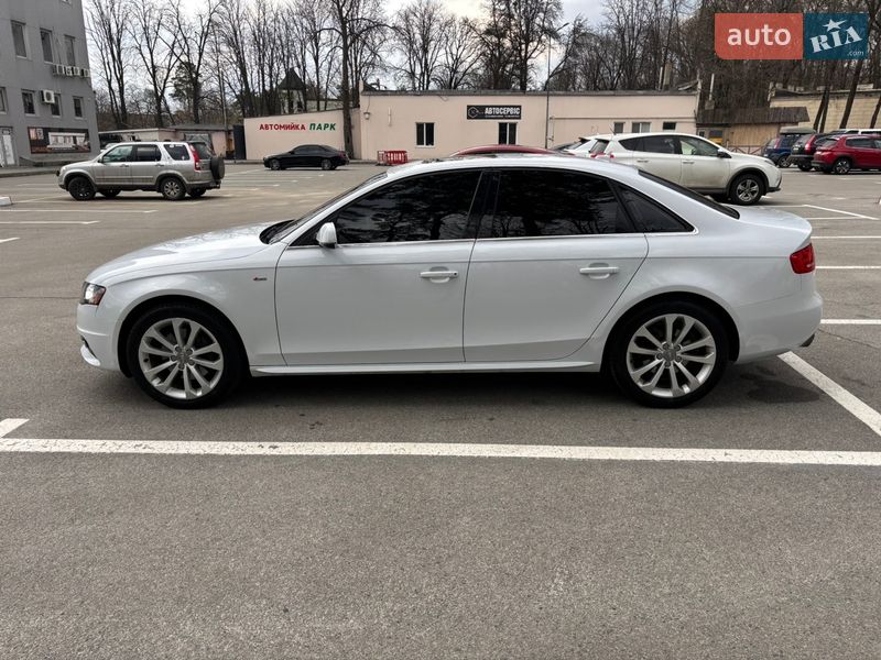 Седан Audi A4 2011 в Харькове