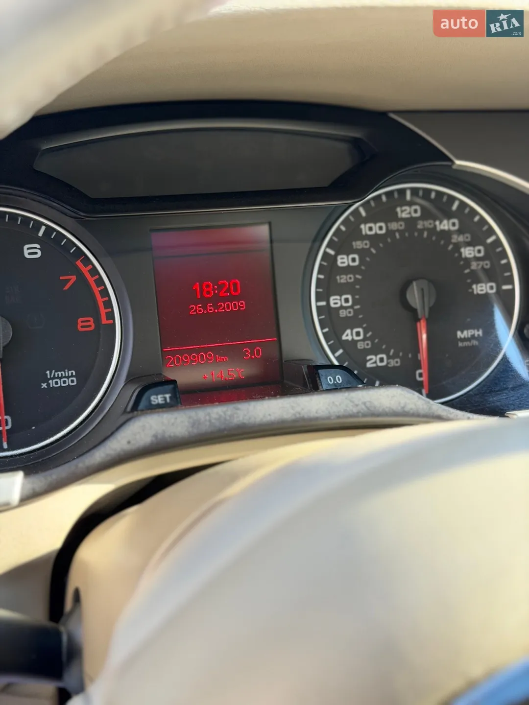 2010 Audi A4 - мініатюра 16