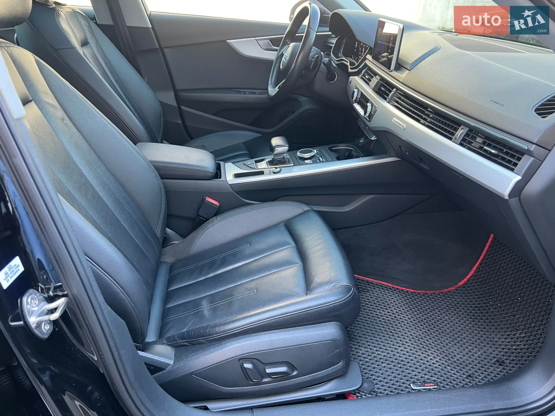 2017 Audi A4 - мініатюра 32