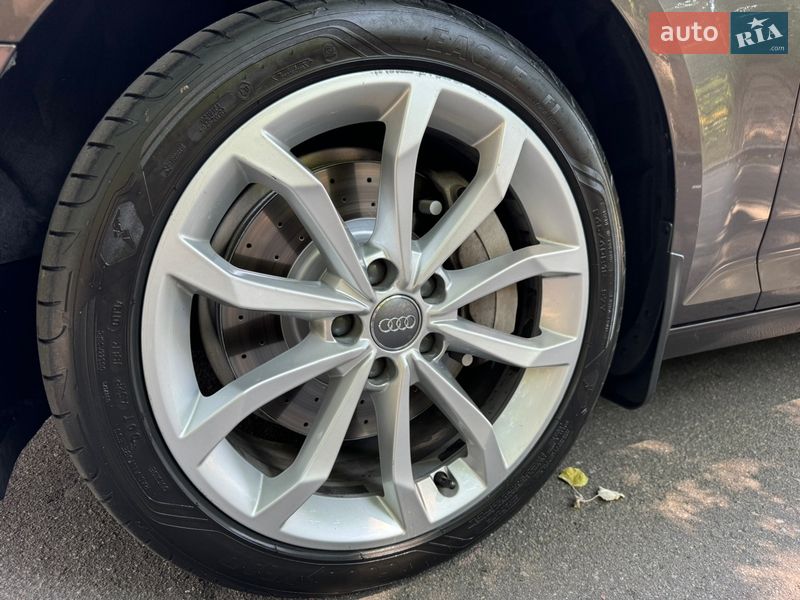 Седан Audi A4 2016 в Києві