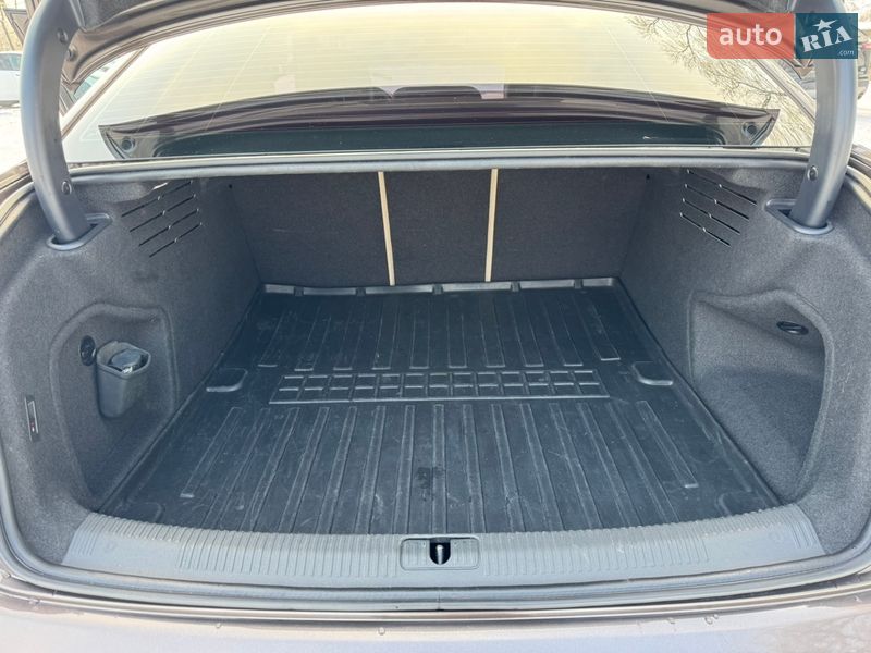 Седан Audi A4 2016 в Києві