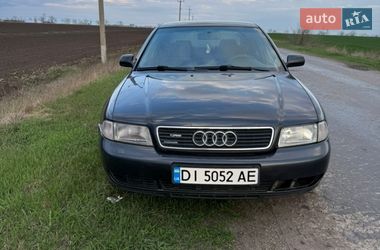 Седан Audi A4 1998 в Вольнянске