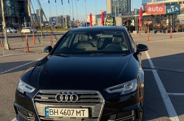 Седан Audi A4 2015 в Одесі