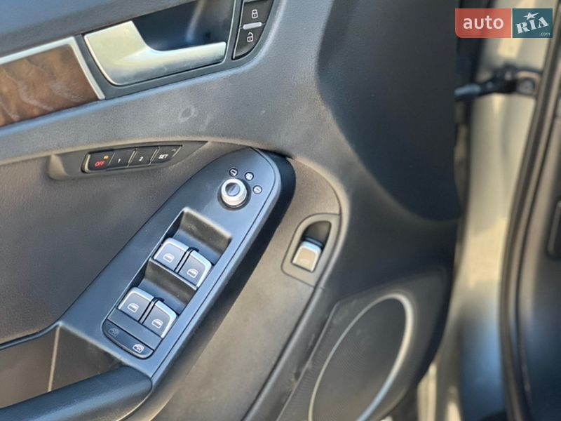Седан Audi A4 2015 в Житомире