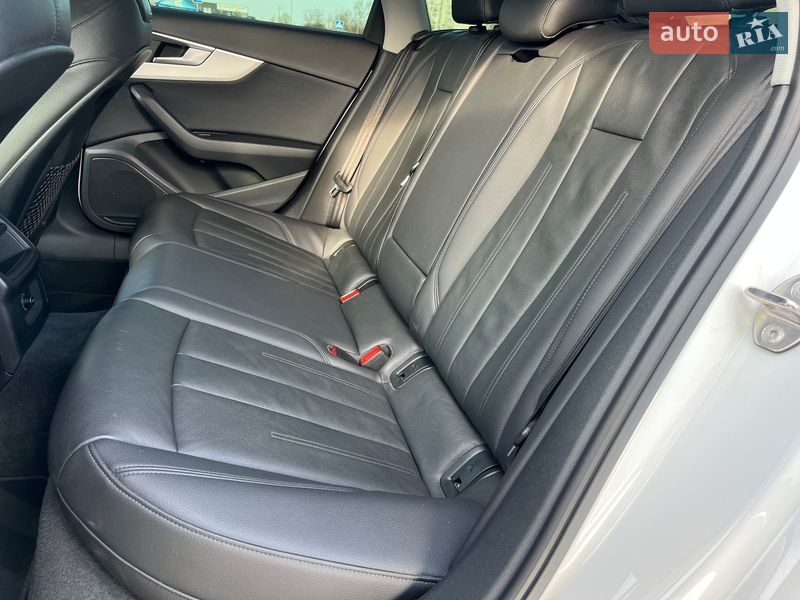 Універсал Audi A4 2021 в Львові