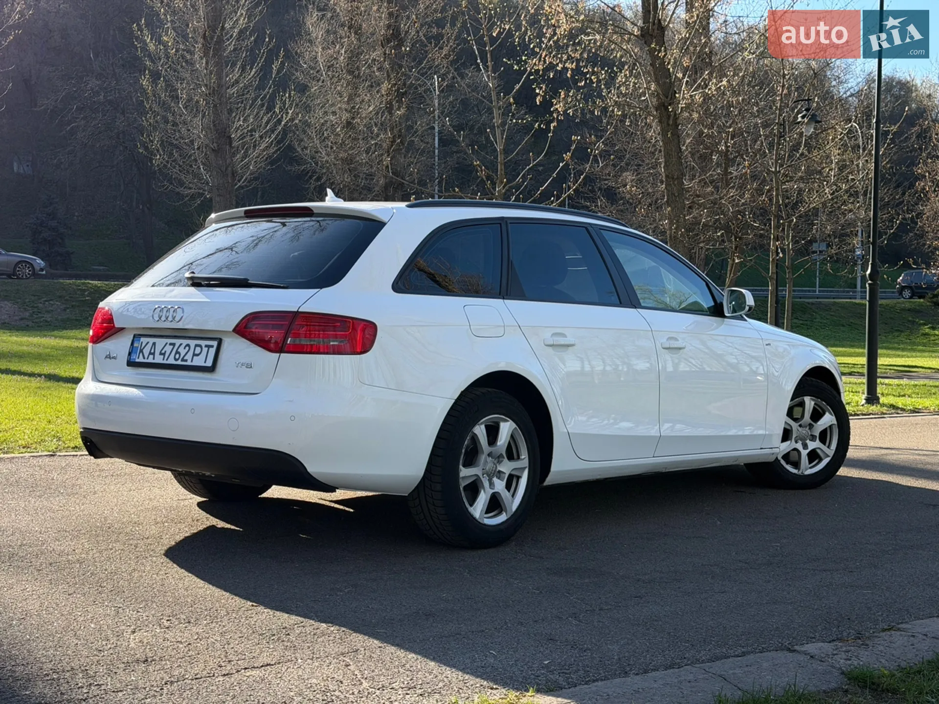 2010 Audi A4 - мініатюра 4