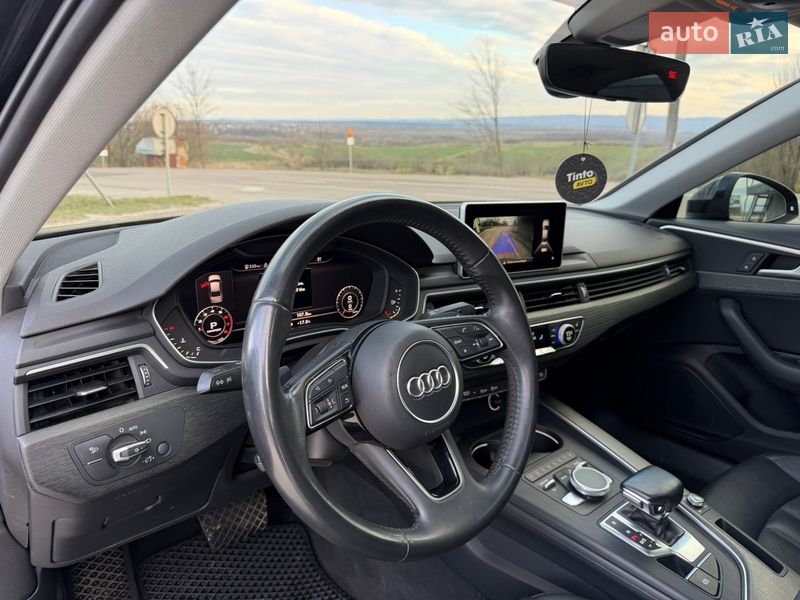 Седан Audi A4 2018 в Дрогобыче