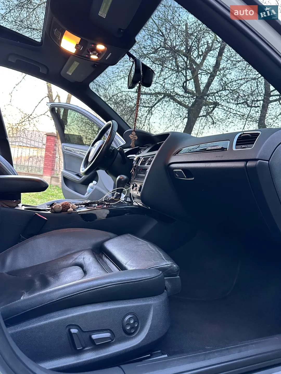 2010 Audi A4 - мініатюра 11