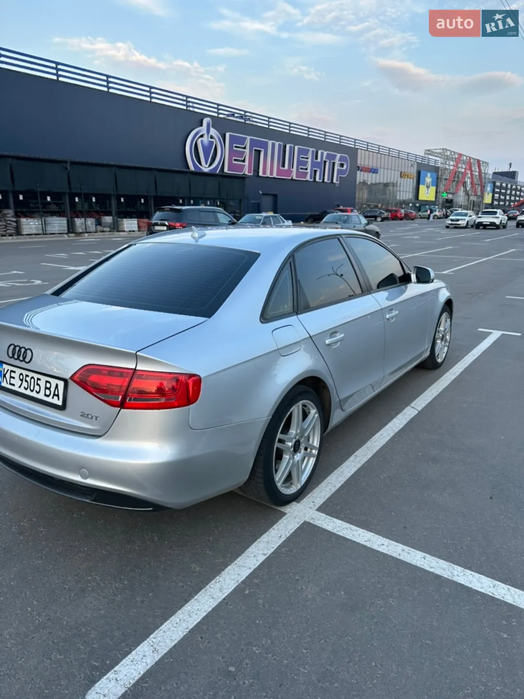 2011 Audi A4 - мініатюра 4
