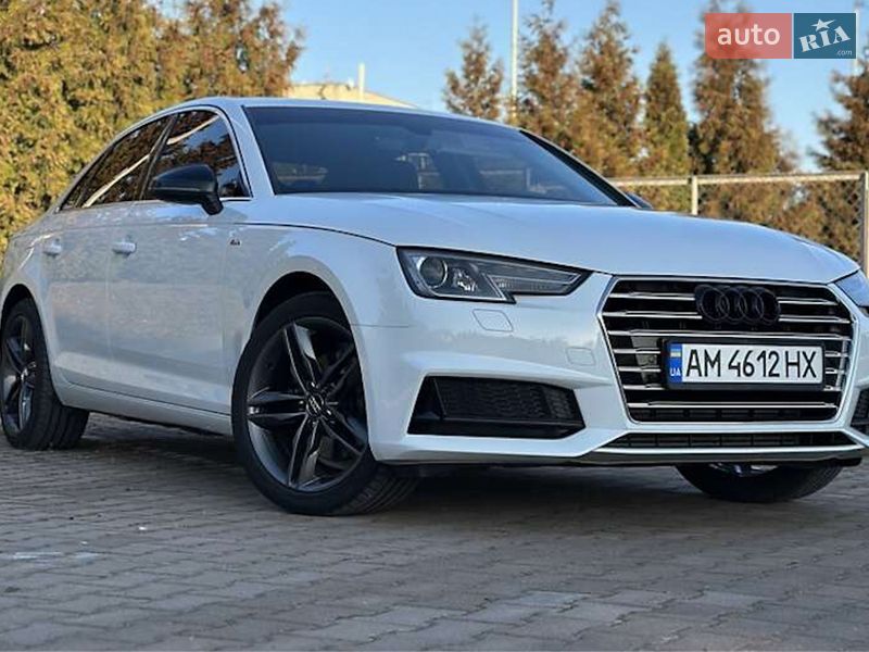 Седан Audi A4 2019 в Львові
