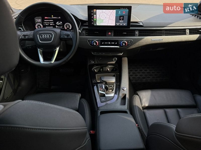 Седан Audi A4 2023 в Харкові
