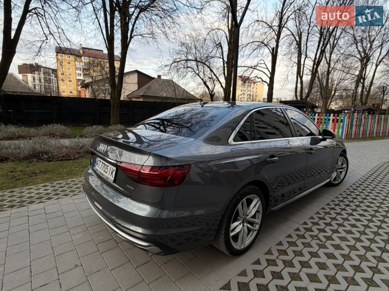 Седан Audi A4 2020 в Ивано-Франковске