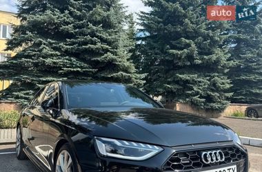 Седан Audi A4 2022 в Львові