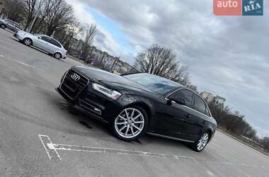 Седан Audi A4 2015 в Кропивницком