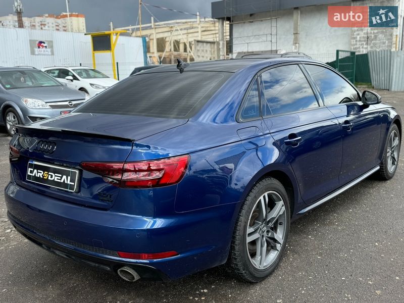 Седан Audi A4 2017 в Хмельницком