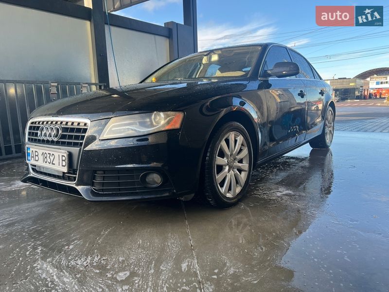 Седан Audi A4 2012 в Житомирі