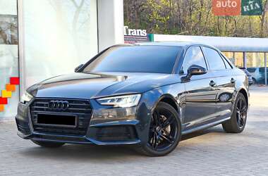 Седан Audi A4 2016 в Днепре