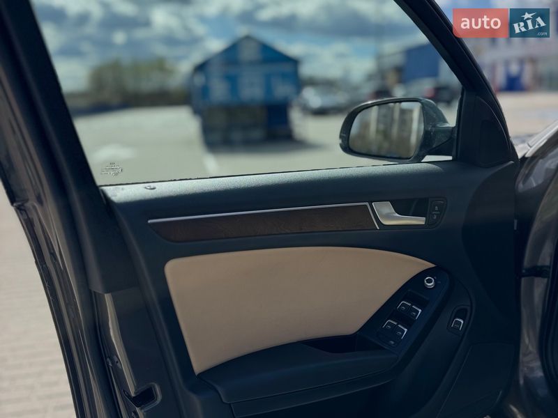 Седан Audi A4 2014 в Дрогобыче