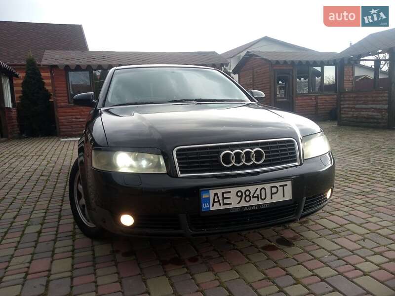 Седан Audi A4 2002 в Сквире
