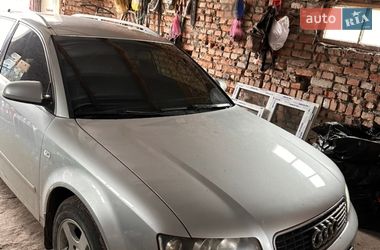Універсал Audi A4 2004 в Волочиську