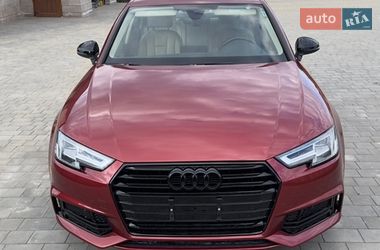 Седан Audi A4 2018 в Ровно