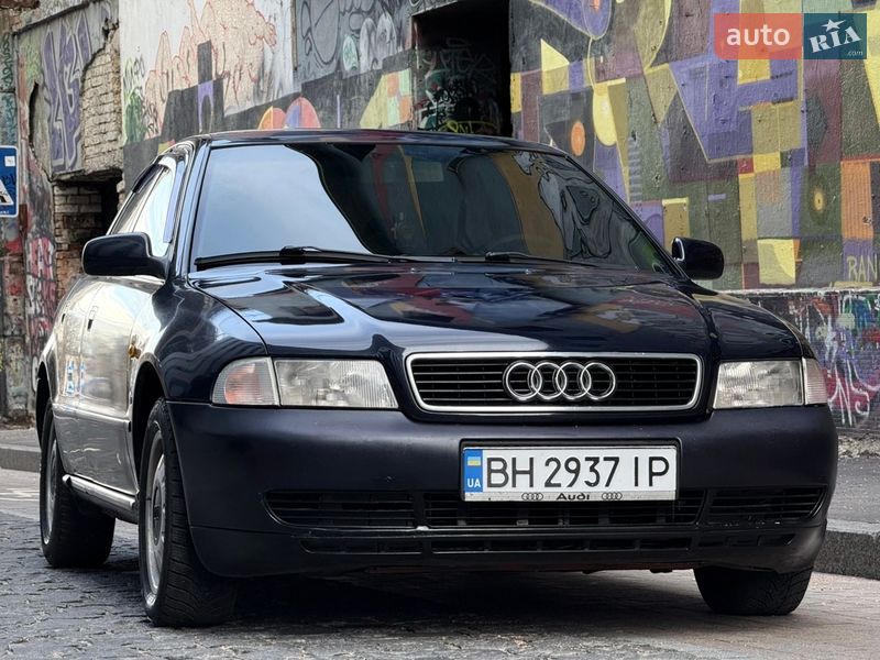 Седан Audi A4 1997 в Одессе