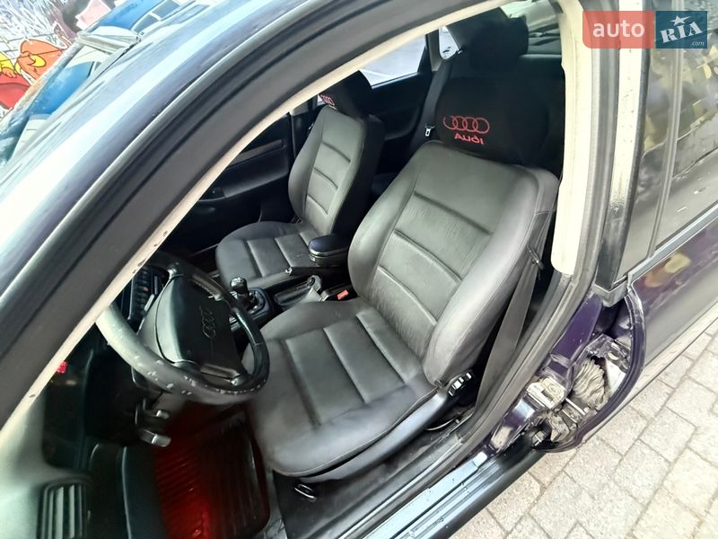 Седан Audi A4 1997 в Одессе