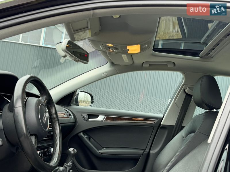 Седан Audi A4 2015 в Луцьку