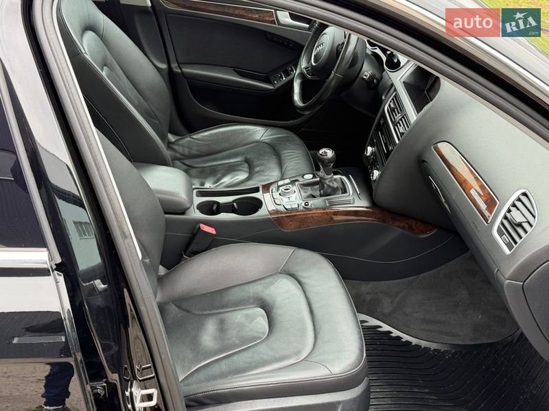 Седан Audi A4 2015 в Луцьку
