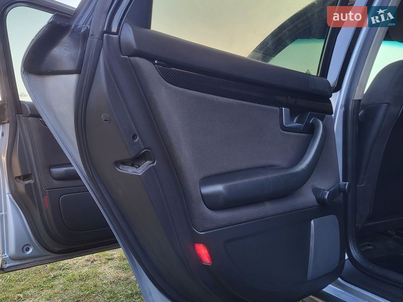 Седан Audi A4 2002 в Коломые