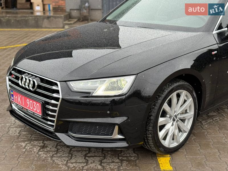 Седан Audi A4 2019 в Виннице