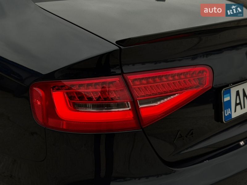Седан Audi A4 2014 в Житомире