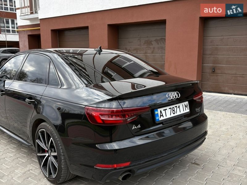 Седан Audi A4 2017 в Ивано-Франковске