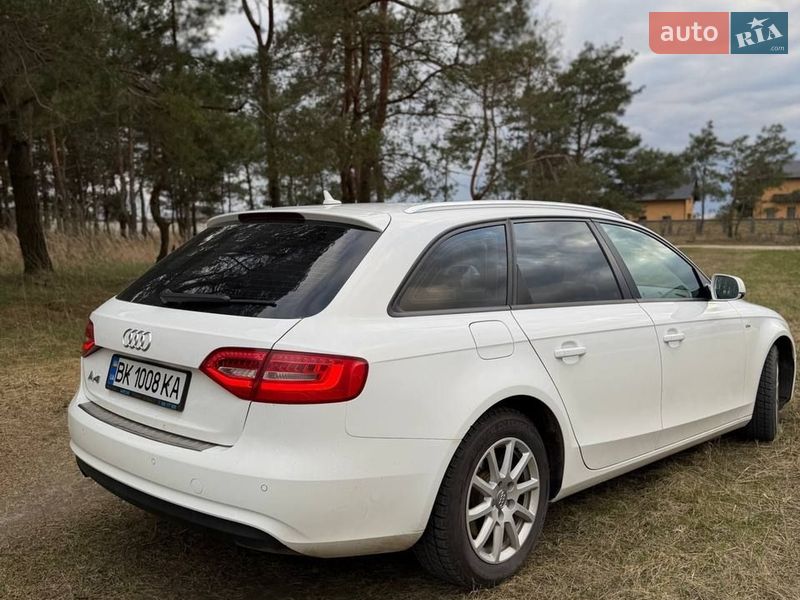 Універсал Audi A4 2012 в Березному
