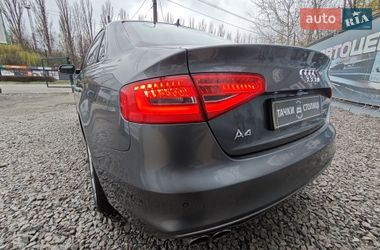 Седан Audi A4 2013 в Киеве