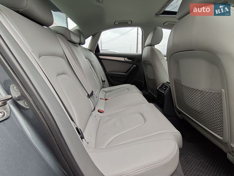 Седан Audi A4 2013 в Киеве