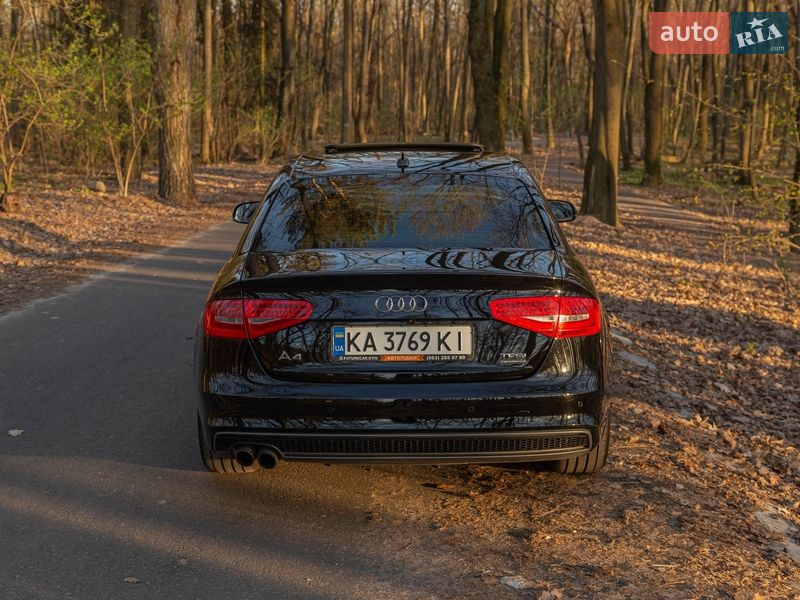 Седан Audi A4 2015 в Києві