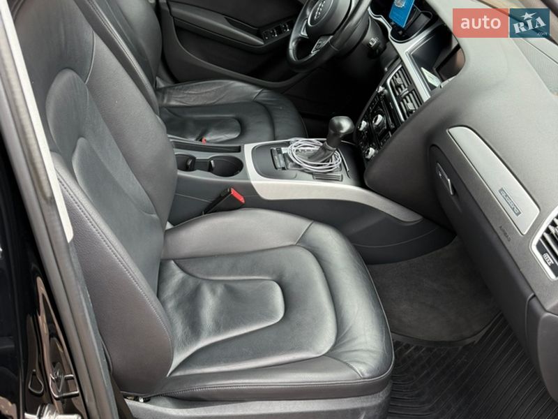 Седан Audi A4 2015 в Вараше