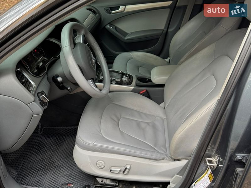 Седан Audi A4 2012 в Лубнах