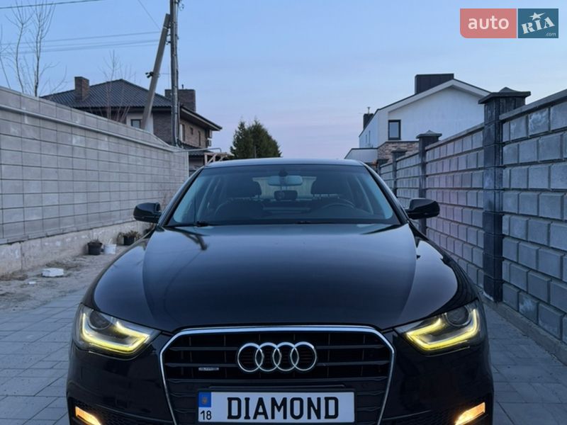 Седан Audi A4 2015 в Рівному фото Седан Audi A4 2015 в Рівному