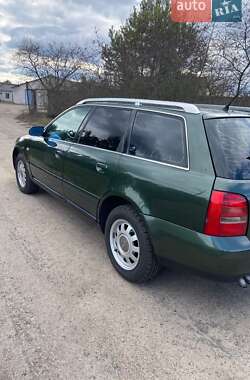 Універсал Audi A4 1999 в Ратному