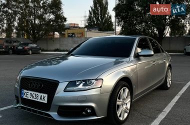 Седан Audi A4 2011 в Дніпрі