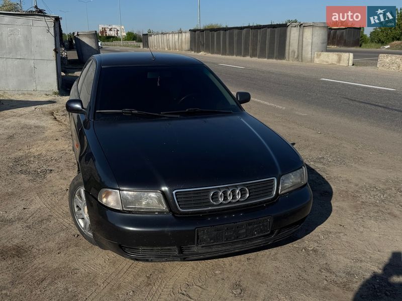 Седан Audi A4 1997 в Краматорске фото Седан Audi A4 1997 в Краматорске