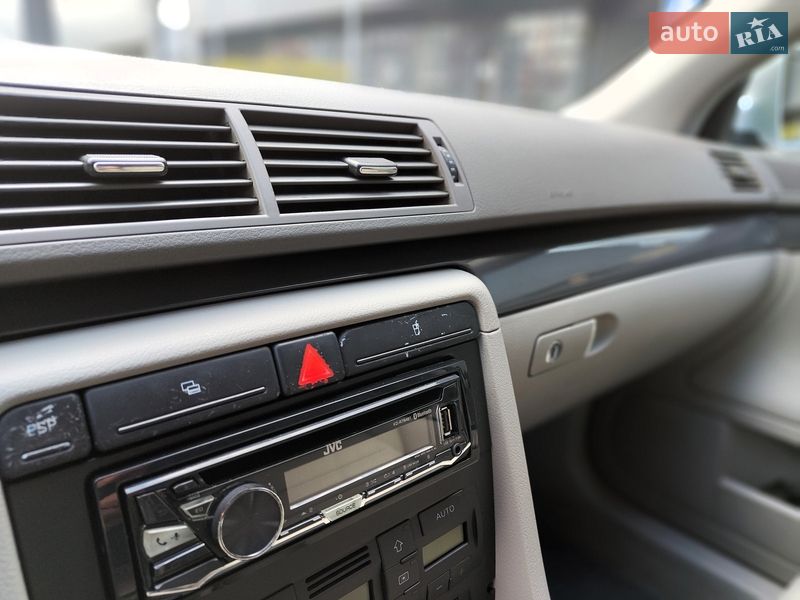 Седан Audi A4 2004 в Києві фото 36 Седан Audi A4 2004 в Києві