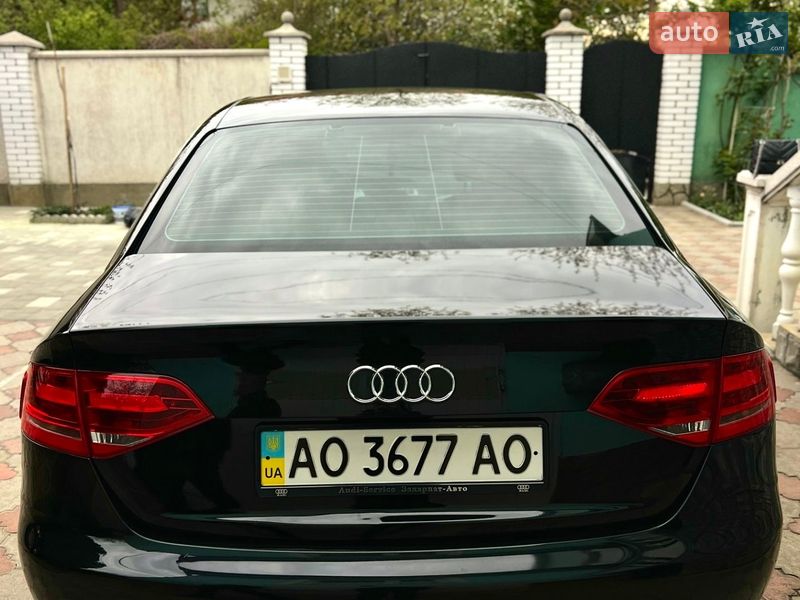 Седан Audi A4 2008 в Мукачевому