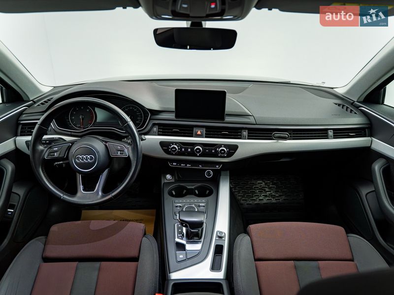 Седан Audi A4 2016 в Киеве фото 10 Седан Audi A4 2016 в Киеве